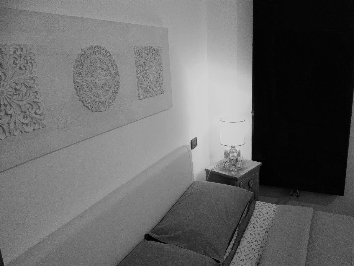 B&B Stazione Latina Sermoneta Exterior foto
